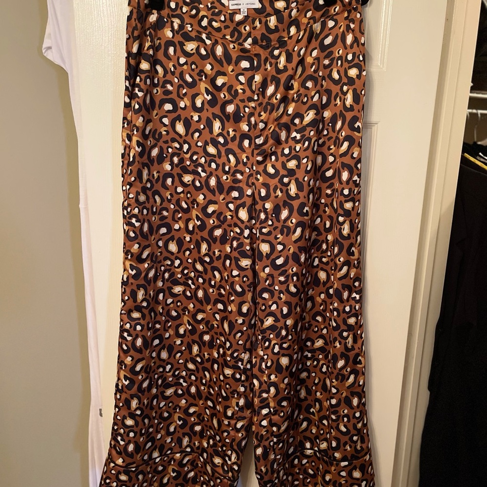 LadyGang Satin Wide Leg Pants - Picture 2 of 3